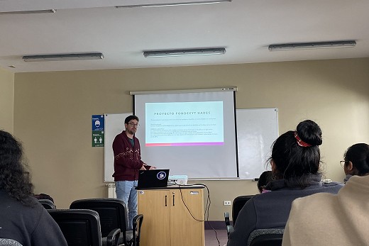 PhD. Pedro Murúa de la UACh expuso sobre enfermedad del cochayuyo